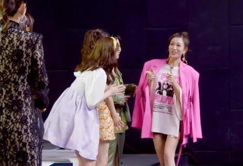 明星撕衣服曝光,隐私界限与公众关注的碰撞