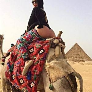 av 女生臀部,性感曲线的秘密解析